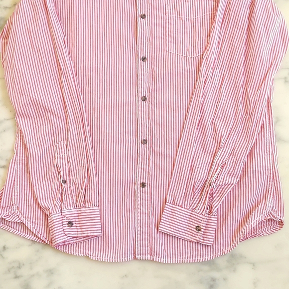 NWOT. H&M Men's 100% Corton Casual Button-Down Shirt with stripes. - Picture 3 of 5